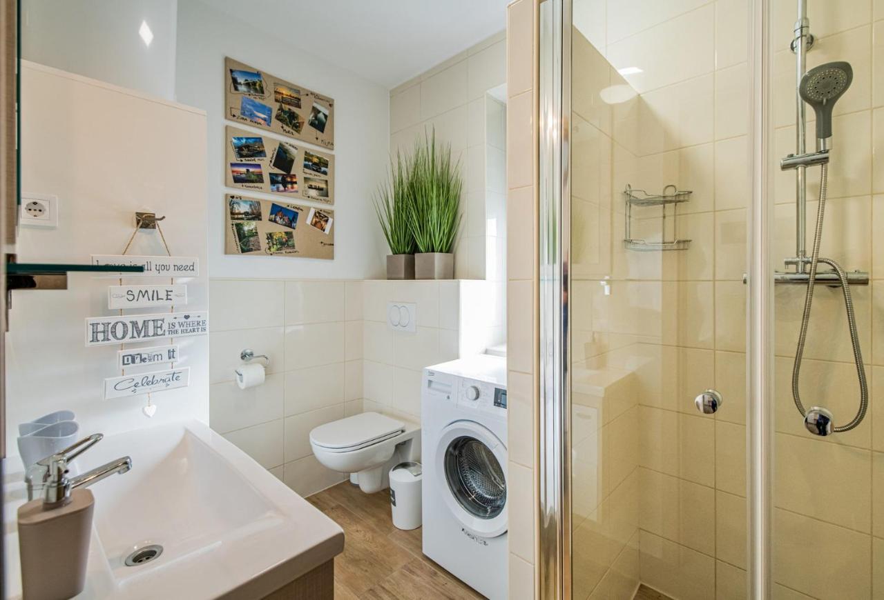 Apartmaji Banonia " Poletni Vetrc " Banovci Exteriér fotografie