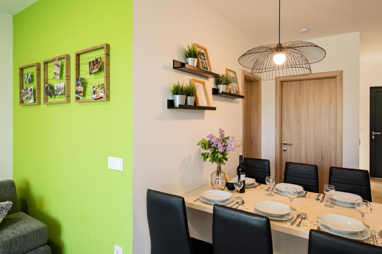 Apartmaji Banonia " Poletni Vetrc " Banovci Exteriér fotografie